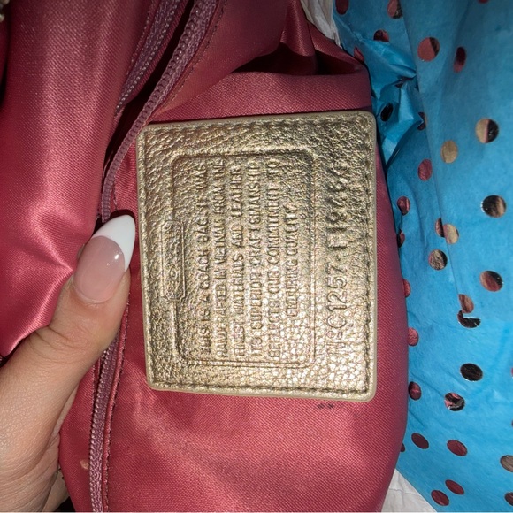 2pc Limited Ed. Coach Multicolor Medium Signature Gallery Scarf Print Satin Tote - Picture 13 of 13